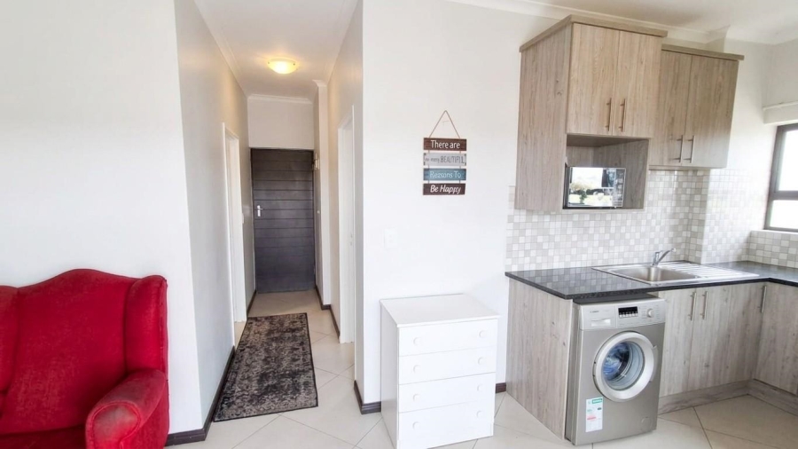 1 Bedroom Property for Sale in Buhrein Western Cape